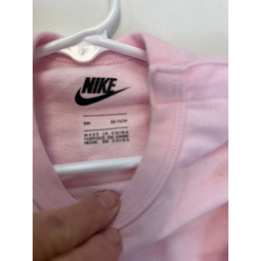 Baby‎ girl's Nike romper